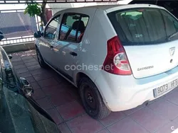 Blanco Usado 2011 Dacia Sandero Ambiance Utilitario | 4100 € (Buen precio)