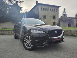 Negro Usado 2017 Jaguar F-Pace R-Sport SUV | 19.999 € (Precio justo)