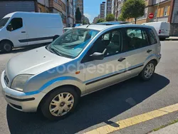 Gris / plata Usado 2004 Ford Fusion Berlina | 2200 € (Precio justo)