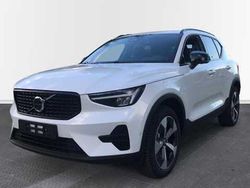 Blanco Nuevo 2025 Volvo XC40 Plus SUV | 42.700 € (Precio justo)