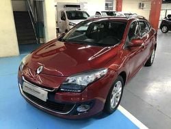 Rojo Usado 2013 Renault Mégane GrandTour Dynamique Familiar | 6990 € (Precio justo)