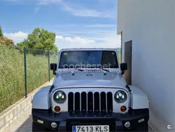 Gris / plata Usado 2012 Jeep Wrangler Unlimited Sahara SUV | 31.500 € (Precio justo)