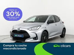 Gris Usado 2023 Toyota Yaris Hybrid Plus | 20.490 € (Precio justo)