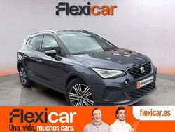 Gris Usado 2024 Seat Arona FR SUV | 17.490 € (Buen precio)