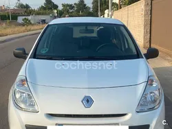 Blanco Usado 2011 Renault Clio II Berlina | 5800 € (Un poco caro)