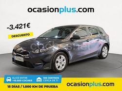 Gris / plata Usado 2023 Kia Ceed Utilitario | 16.390 € (Precio justo)