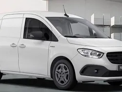 Blanco Nuevo 2025 Mercedes eCitan | 41.603 € (Un poco caro)