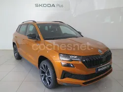 Naranja Nuevo 2025 Skoda Karoq SportLine SUV | 34.900 € (Precio justo)