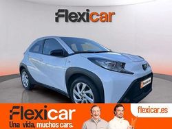 Blanco Usado 2024 Toyota Aygo Play Utilitario | 14.490 € (Precio justo)