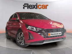 Granate Usado 2024 Hyundai i20 Berlina | 14.990 € (Buen precio)