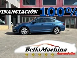 Amarillo Usado 2021 Skoda Octavia Ambition Berlina | 12.975 € (Precio justo)