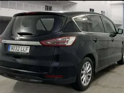 Negro Usado 2017 Ford S-MAX Titanium Monovolumen | 12.990 € (Super precio)