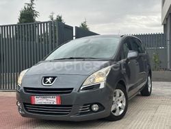 Gris / plata Usado 2012 Peugeot 5008 Monovolumen | 6490 € (Precio justo)
