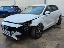 Blanco Usado 2023 Hyundai i30 Berlina | 5500 €