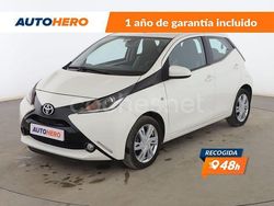 Blanco Usado 2017 Toyota Aygo X-play Utilitario | 11.199 €