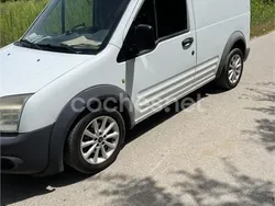 Blanco Usado 2013 Ford Tourneo Trend Monovolumen | 2400 €