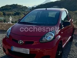 Rojo Usado 2009 Toyota Aygo Live Utilitario | 3900 € (Buen precio)
