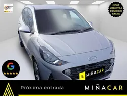 Gris Usado 2022 Hyundai i10 Utilitario | 11.060 € (Precio justo)