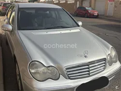 Gris / plata Usado 2003 Mercedes C270 Elegance Berlina | 4700 € (Super precio)