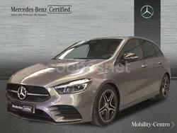 Mountaingrau met. Usado 2023 Mercedes B200 AMG line Monovolumen | 30.900 € (Precio justo)