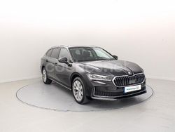 Negro Usado 2024 Skoda Superb Selection Familiar | 32.200 € (Precio justo)