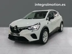 Blanco Usado 2024 Mitsubishi ASX Motion SUV | 21.900 € (Precio justo)