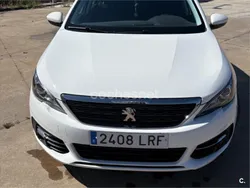 Blanco Usado 2021 Peugeot 308 Allure Berlina | 9800 €