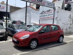 Granate Usado 2011 Renault Clio II Authentique Berlina | 3800 € (Precio justo)