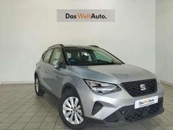 Plateado Usado 2024 Seat Arona Style SUV | 19.990 € (Precio justo)
