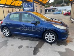 Azul Usado 2007 Peugeot 207 Berlina | 4499 € (Un poco caro)