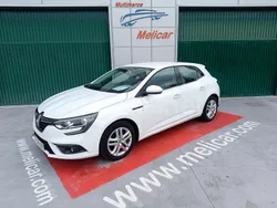 Blanco Usado 2017 Renault Mégane IV Business Berlina | 10.990 € (Precio justo)