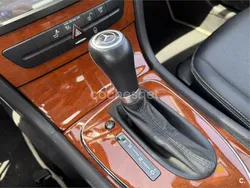 Beige Usado 2007 Mercedes E220 Berlina | 9850 € (Caro)