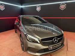 Gris / plata Usado 2016 Mercedes A200 Urban Berlina | 19.900 € (Precio justo)