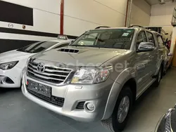 Gris / plata Usado 2014 Toyota HiLux Recogida | 29.990 €