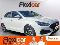 Blanco Usado 2024 Hyundai i30 Berlina | 19.890 € (Precio justo)