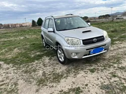 Gris / plata Usado 2006 Toyota RAV4 Luna SUV | 5200 €