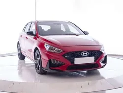 Rojo Usado 2024 Hyundai i30 N Line Berlina | 21.900 € (Un poco caro)