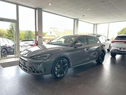 Gris Nuevo 2025 Cupra Leon Utilitario | 39.900 € (Caro)