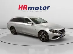 Gris Usado 2019 Mercedes E300 Familiar | 28.210 € (Precio justo)
