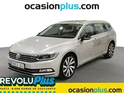 Plateado Usado 2015 VW Passat Sport Familiar | 17.990 € (Un poco caro)