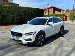 Blanco Usado 2022 Volvo V90 CC Pro Familiar | 31.500 € (Precio justo)
