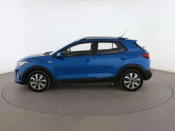 Azul Usado 2022 Kia Stonic SUV | 15.237 € (Precio justo)