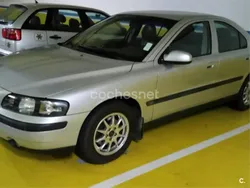 Gris / plata Usado 2001 Volvo S60 Berlina | 4700 € (Un poco caro)