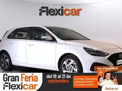 Blanco Usado 2024 Hyundai i30 Berlina | 20.990 € (Precio justo)