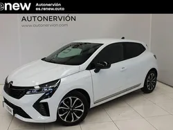 Blanco Usado 2023 Renault Clio V Techno Utilitario | 18.400 € (Un poco caro)