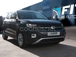 Gris / plata Usado 2022 VW T-Cross Advance SUV | 16.499 € (Precio justo)
