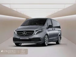 Gris Nuevo 2025 Mercedes V220 Avantgarde Monovolumen | 69.900 € (Un poco caro)
