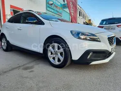Blanco Usado 2014 Volvo V40 CC Momentum Familiar | 12.500 € (Precio justo)