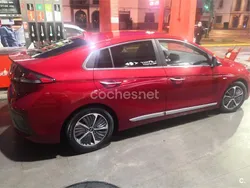 Rojo Usado 2020 Hyundai Ioniq Berlina | 15.500 € (Precio justo)