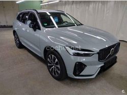 Gris / plata Usado 2023 Volvo XC60 Kinetic SUV | 38.500 € (Buen precio)